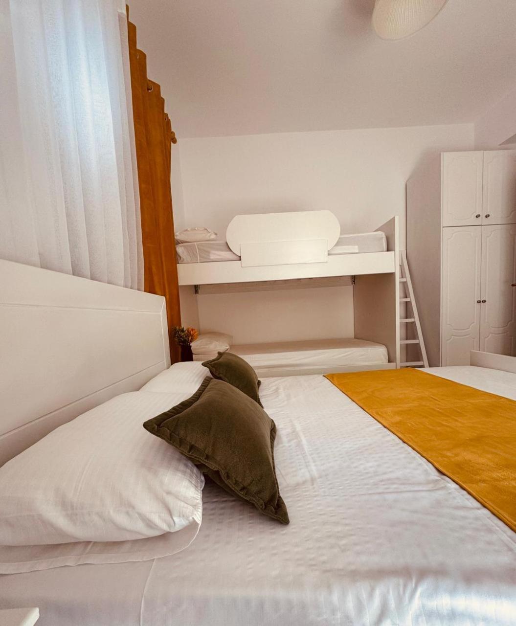 Orfeu Apartments 卡萨米尔 外观 照片